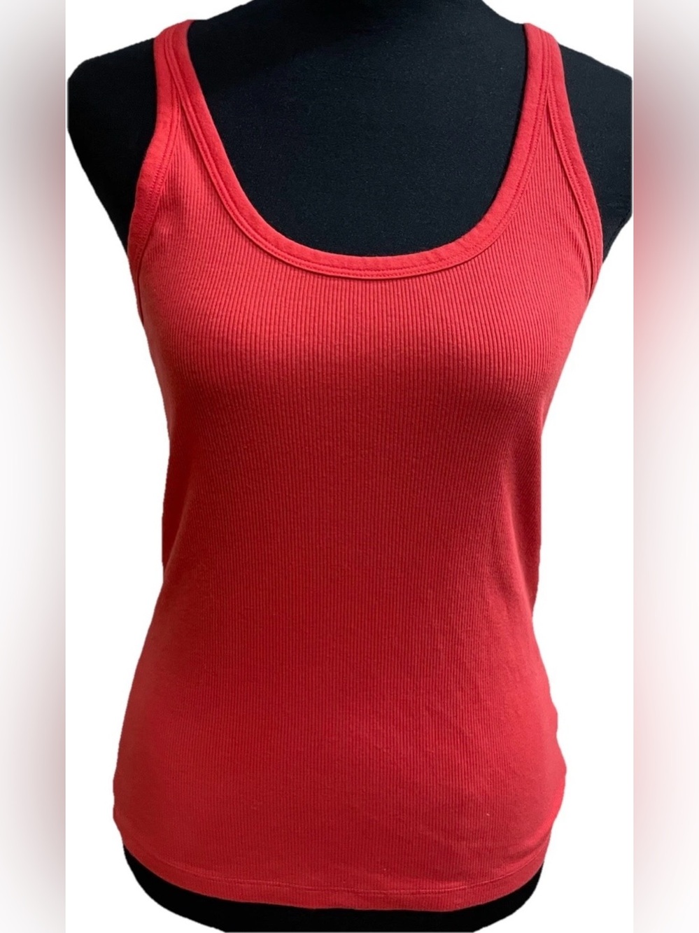 American Eagle Women's Red Ribbed Scoop Neck Basic Everyday Tank Top Size large